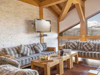 Chalet in Les Coches, France