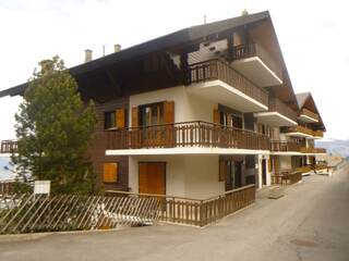 Apartment in Veysonnaz, Switzerland