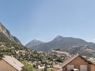 Apartment in Montgenevre, France